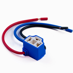 Wtyk żarówki H-4 kątowy ceramiczny na wiązce