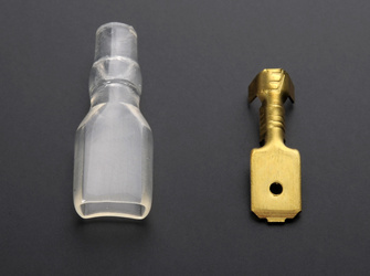 Końcówka płaska A-6,3/2,5 mm2 z osłonką silikonową