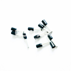 Końcówka tulejkowa 1,5/10 mm czarna (100 szt)